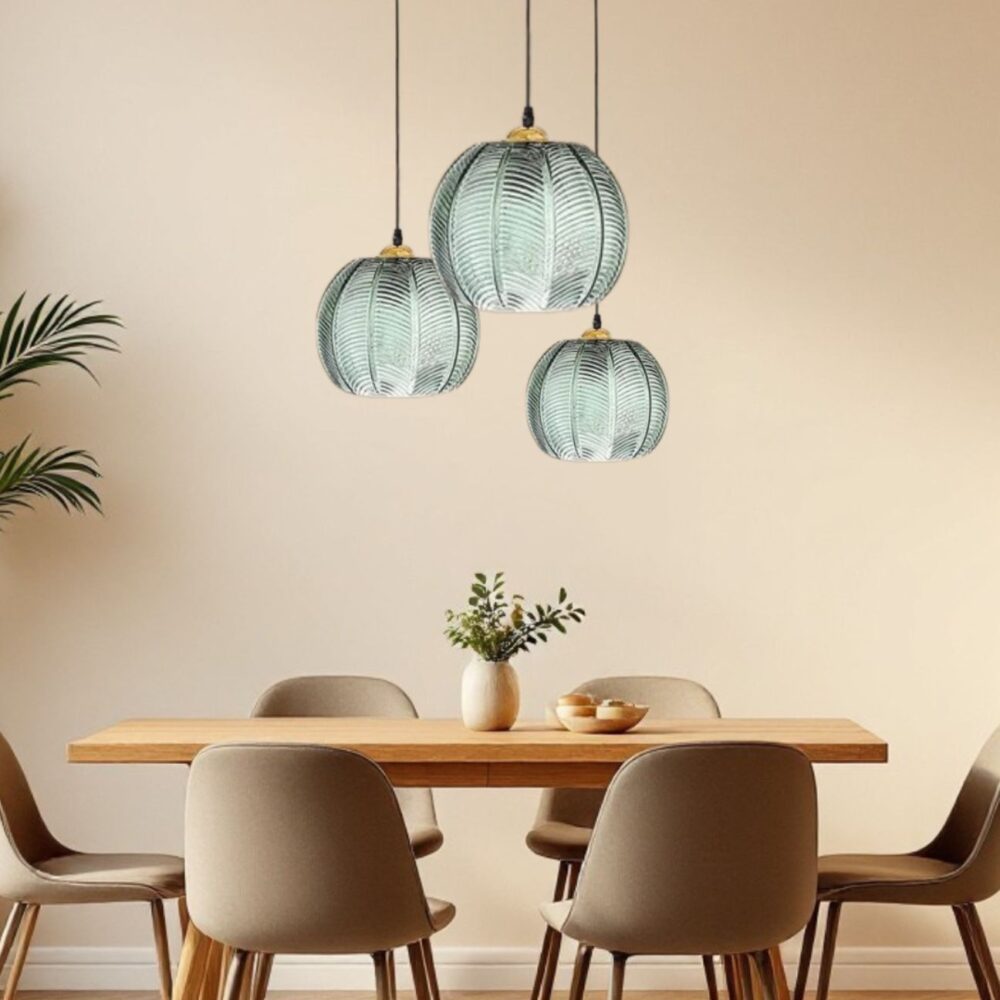 Suspension jungle en verre au design nordique