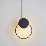 Suspension LED design minimaliste anneau noir - vue de côté