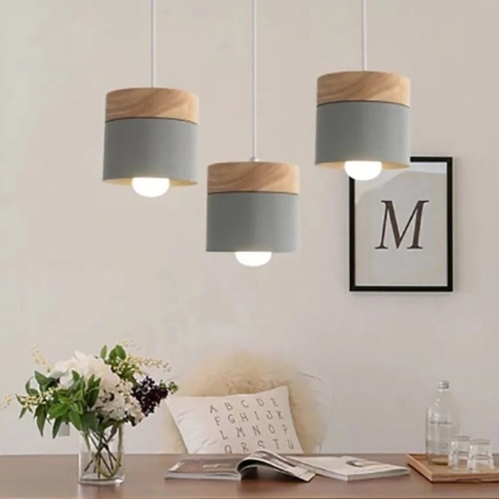 Suspension scandinave en bois - ambiance allumée