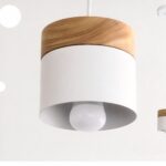 Suspension scandinave en bois - vue de côté