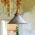 Suspension vintage en fer de style industriel - vue d'ensemble