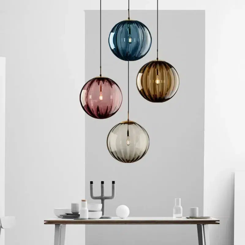 Suspension boule LED suspendue design nordique moderne - ambiance allumée