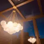 Suspension grappe en verre élégante - vue de côté