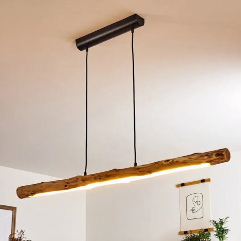 Lustre en bois suspendu en forme de baton