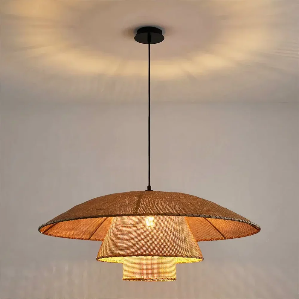Lustre en rotin au design rétro vintage - vue d'ensemble
