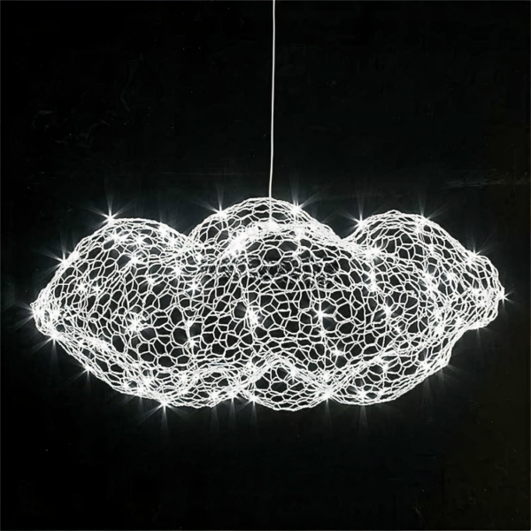 Lustre nuage au design créatif nordique en fer sur fond noir