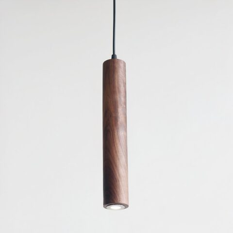 Suspension bois de noyer à design moderne sur fond gris