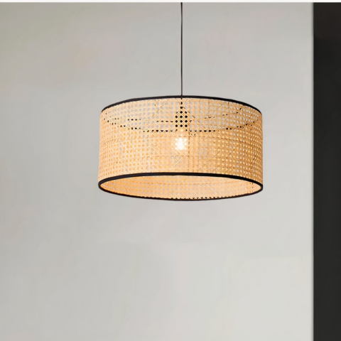 Suspension cannage en métal de style chinois sur fond gris