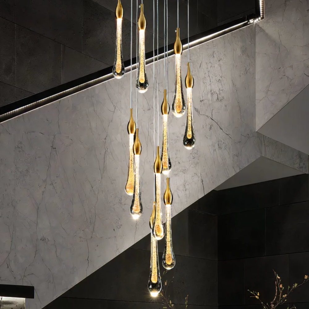 Suspension goutte d'eau en cristal dorée fine et brillante