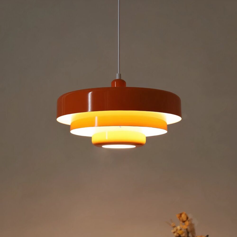 Suspension en aluminium dans le style scandinave - détail