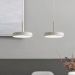 Suspension salon LED style nordique en forme de disque - vue de face