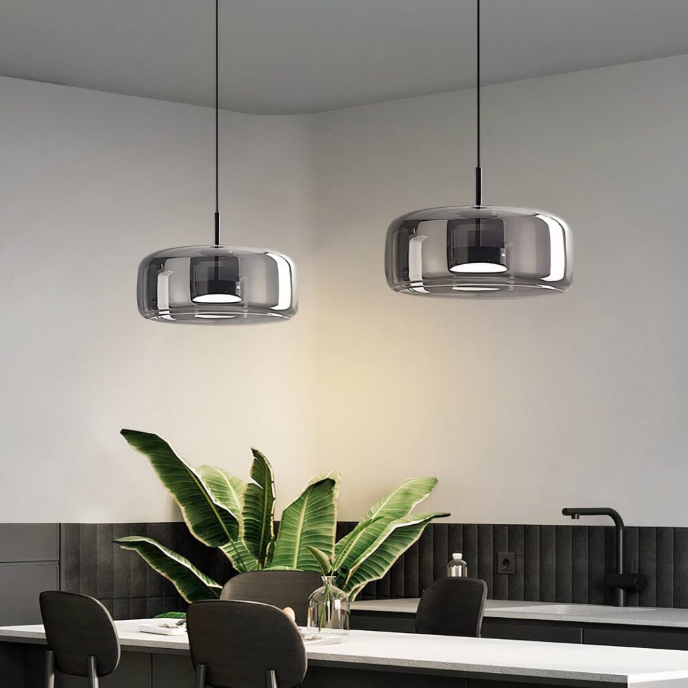 Suspension verre fumé LED au design moderne - vue de face