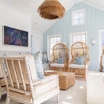 Lustre paille suspendu en forme de hutte - vue de face