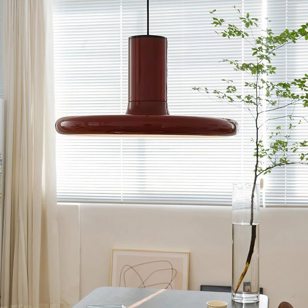 Lustre rouge post-moderne rond de style danois - vue de face