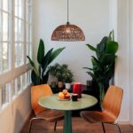Lustre suspendu d'intérieur tissé en corde de chanvre foncé - vue de face