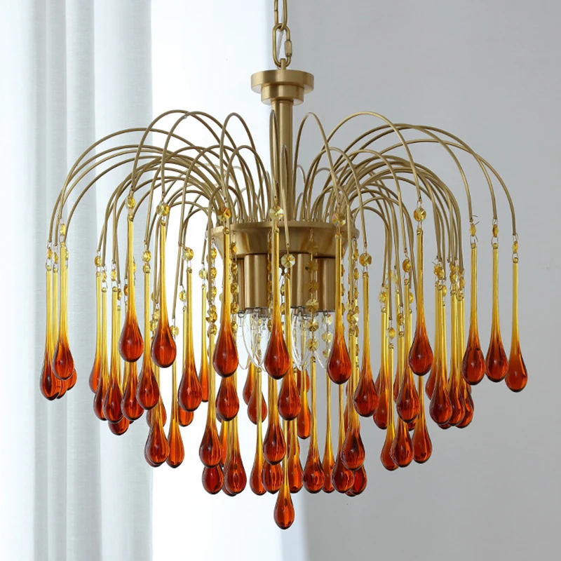 Lustre doré avec suspensions en gouttes d'eau marron - vue de face