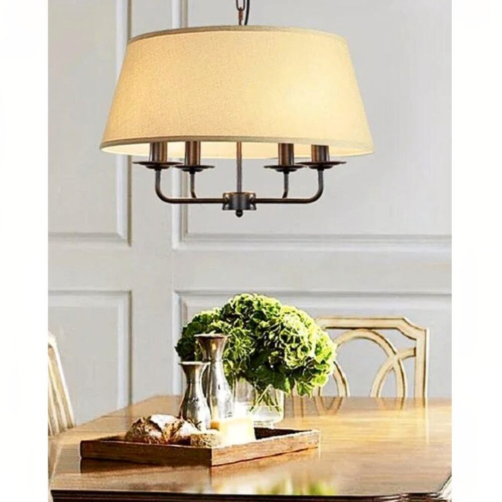 Lustre suspendu vintage en fer forgé avec un abat-jour en tissu - vue de côté