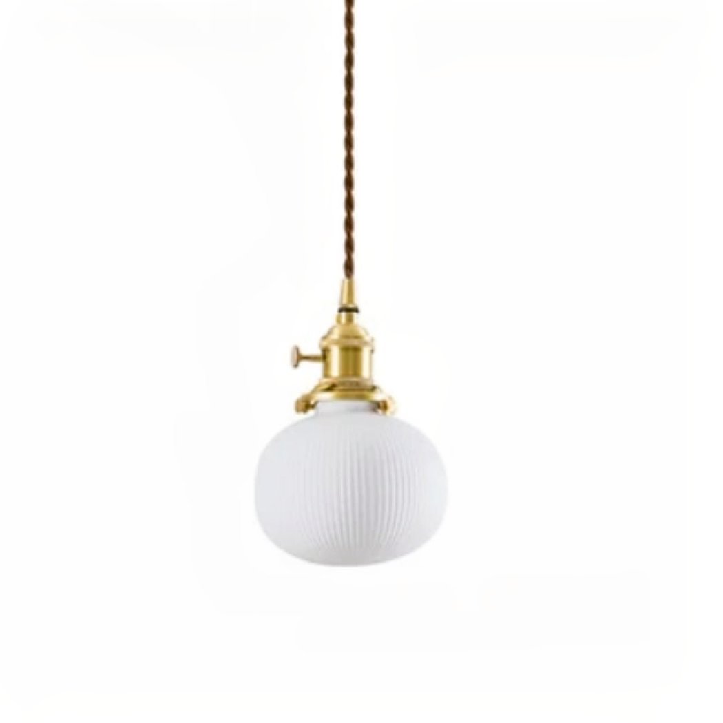 Suspension blanche vintage en céramique et cuivre - vue d'ensemble