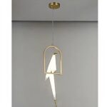 Suspension cage à oiseau dorée avec son oiseau en origami