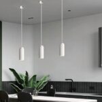 Suspension simple colorée dans le style scandinave - vue d'ensemble
