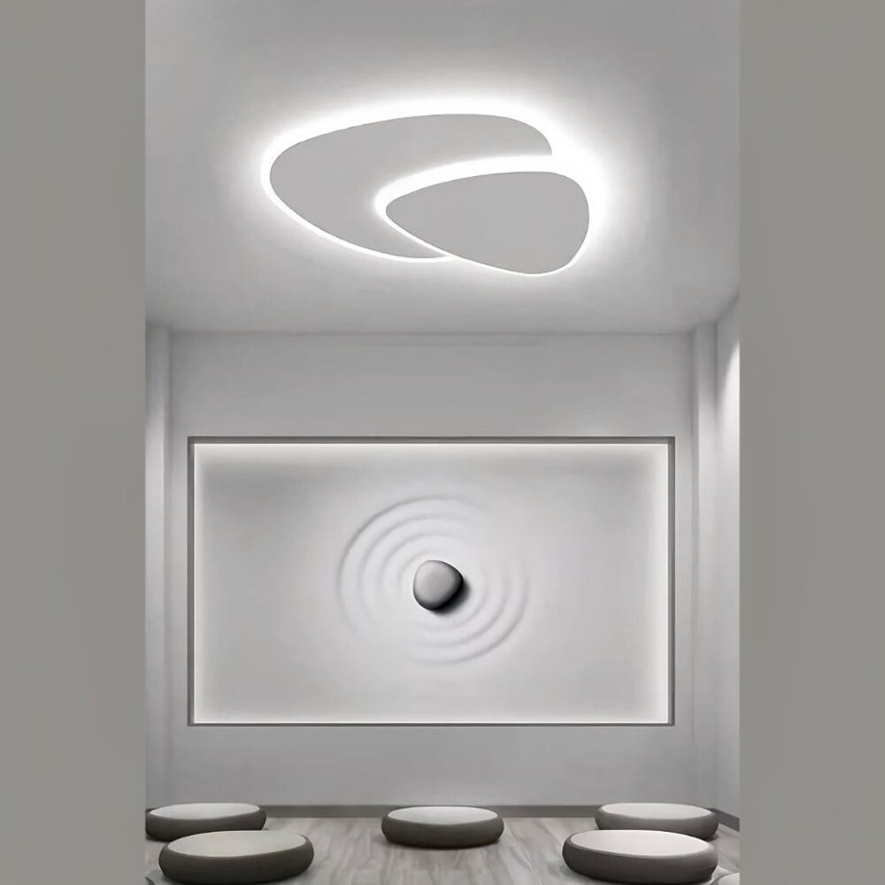 Lustre plafonnier moderne de salon en triangle design blanc - vue de face