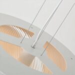 Lustre suspendu Japandi blanc en parchemin plissé - vue rapprochée