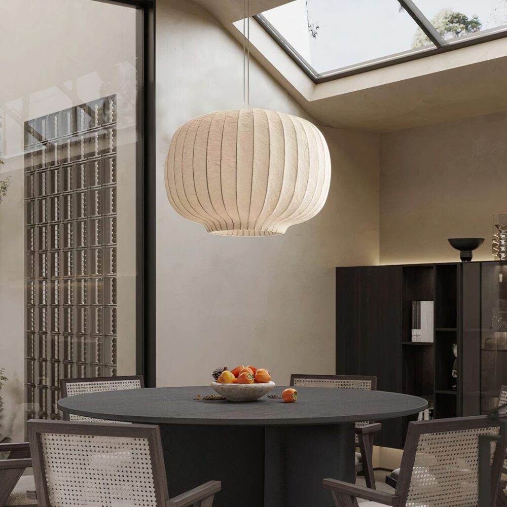 Suspension Japandi design doux en soie blanche - vue d'ensemble