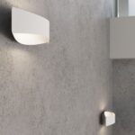 Applique murale design et graphique en métal noir ou blanc - ambiance éteinte