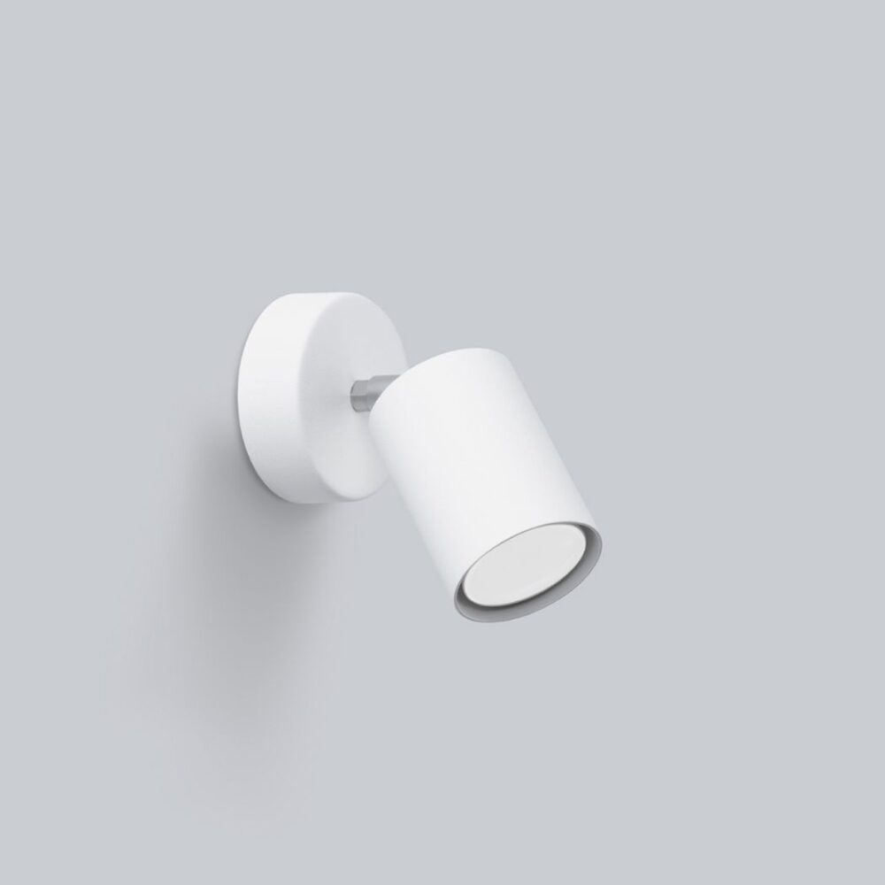 Applique murale spot orientable en métal blanc sur fond blanc