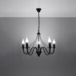 Lustre plafonnier façon chandelier design en acier noir ou blanc - ambiance allumée
