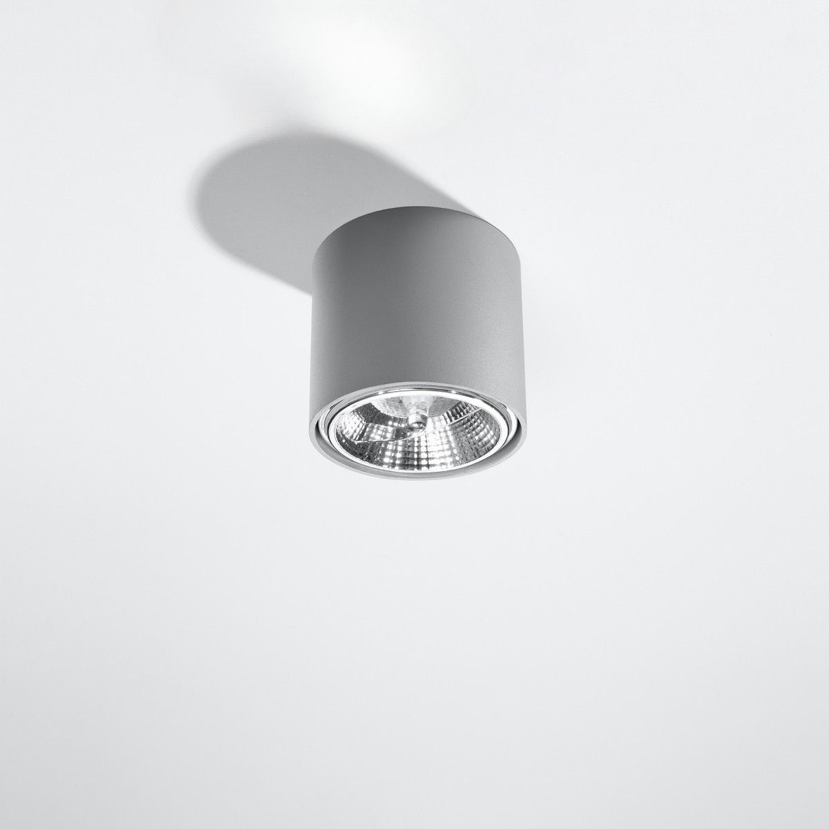 Lustre plafonnier rond en aluminium gris pour lampe LED sur fond gris