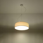 Lustre suspendu avec abat-jour rond en PVC — vue en situation
