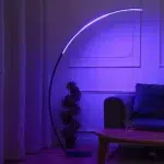 Lampadaire intelligent LED d’angle arqué apaisant — vue arrière