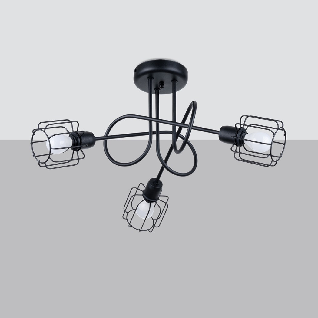 Lustre plafonnier noir en métal design industriel, 3 lampes, structure entrelacée sculpturale avec abat-jours cage ouverts.