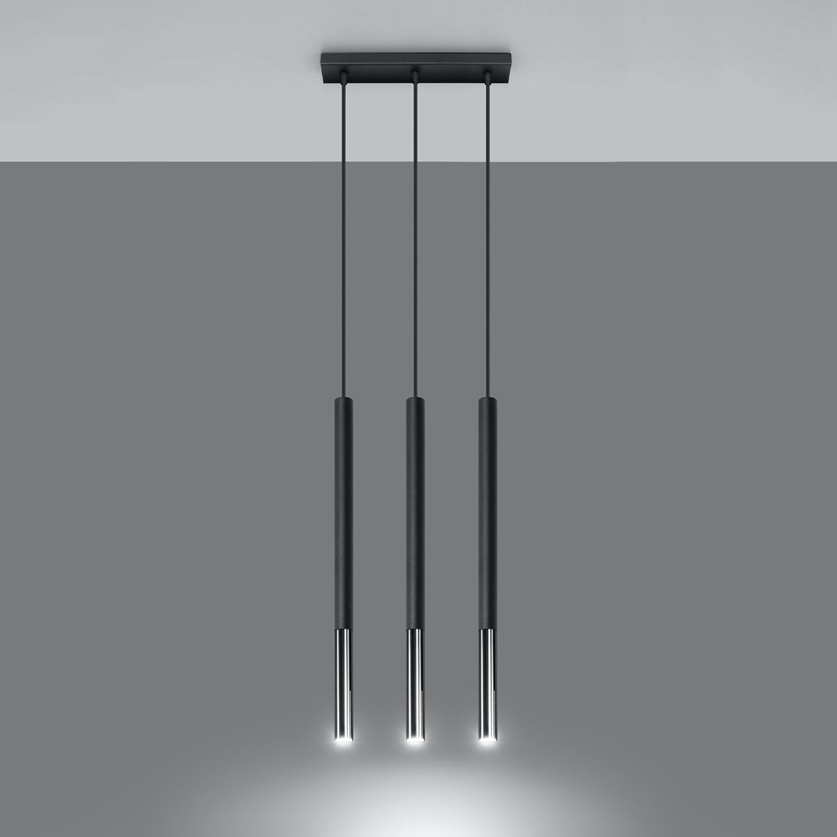 Suspension noire moderne et élégante avec détails or ou chrome - vue de face