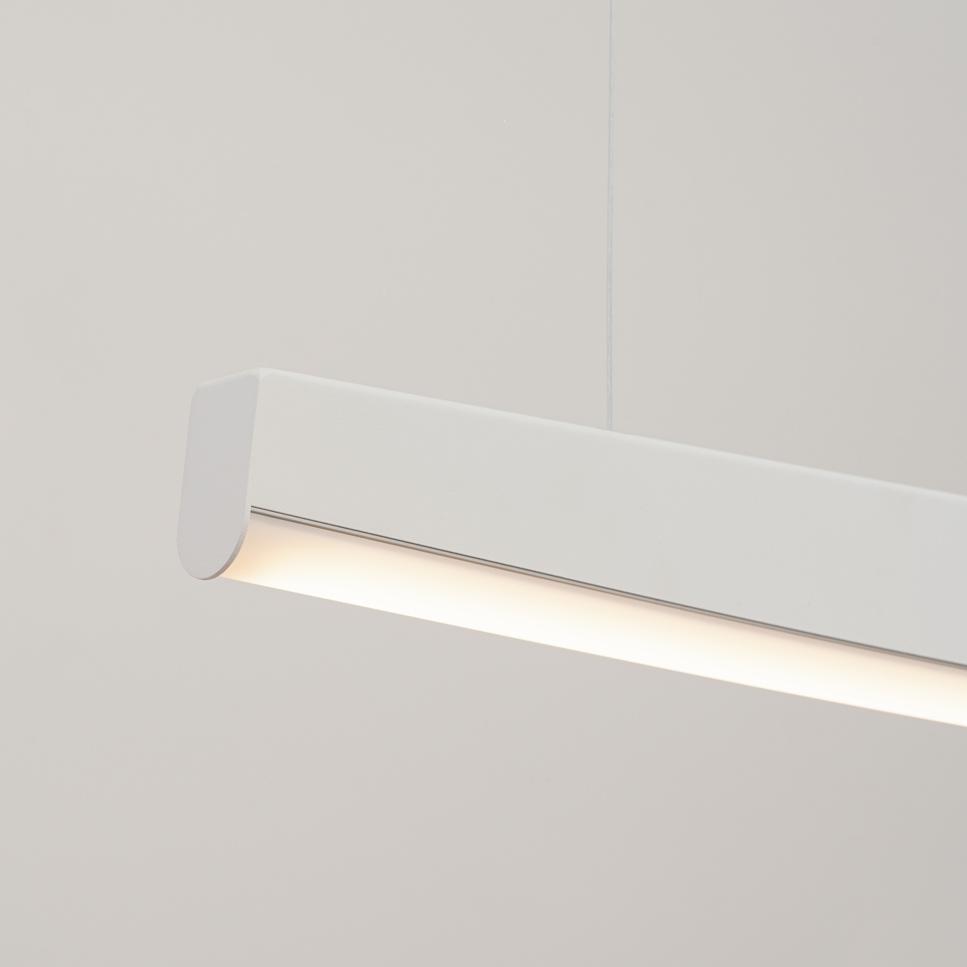 Suspension LED linéaire vague 3 coloris - détail