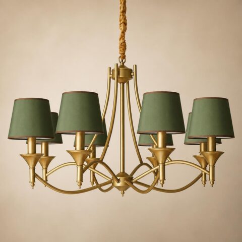 Un lustre en bronze LED au design moderne avec huit abat-jours vert suspendu au plafond sur fond clair.