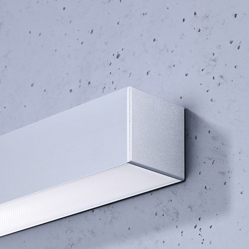 Détail du profilé et de sa face lumineuse