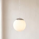 Suspension globe en verre opale de 20 cm