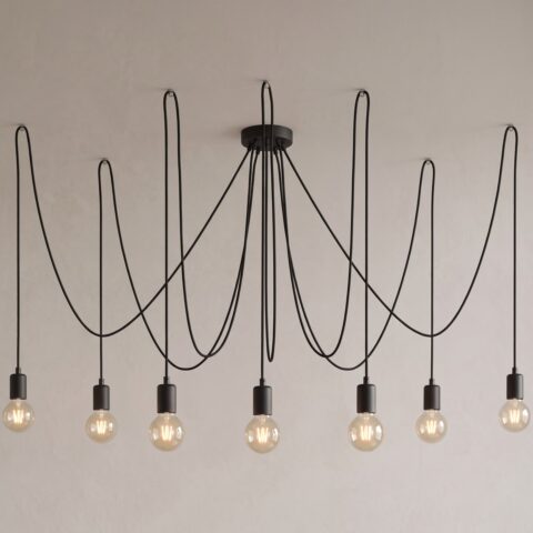 Suspension araignée 7 ampoules à câbles textiles noirs allumée