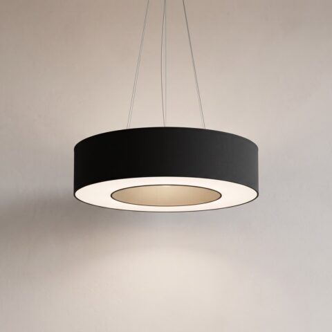 Suspension anneau en tissu noir de 70 cm allumée