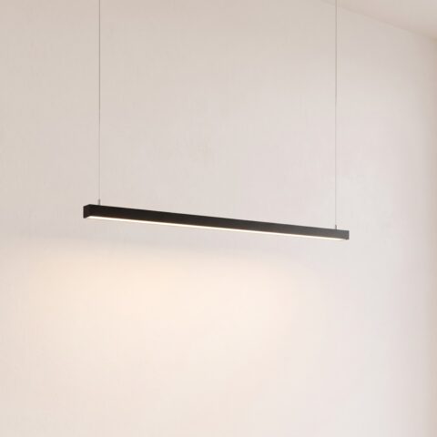 Suspension réglette LED de 118 cm noire