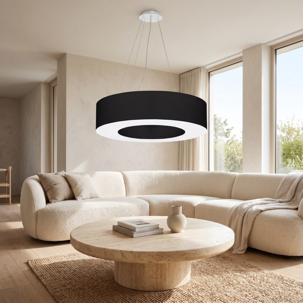 Suspension anneau en tissu noir de 70 cm au-dessus d'une table